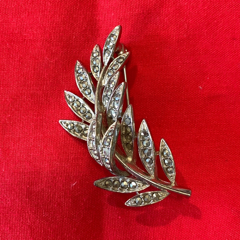 Vintage pin